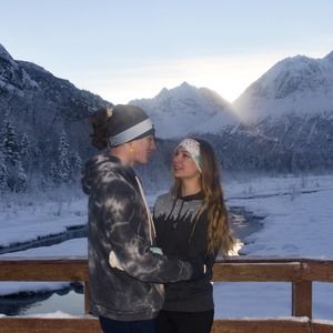 Meet your Posher, Holten